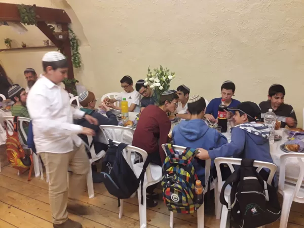 בר מצוה באתנחתא ברובע משפחת דניאלי - אדר תשעח